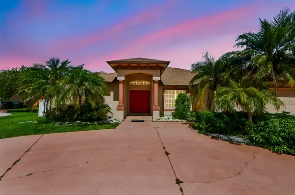 6178 NW Duke Circle, Port St Lucie, FL 34983