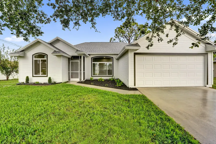 1237 SW Edinburgh Drive, Port Saint Lucie, FL 34953 - #2