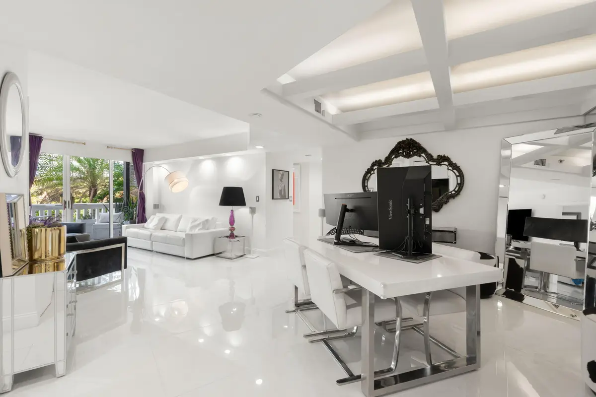 1000 E Island Boulevard #305, Aventura, FL 33160 - #1