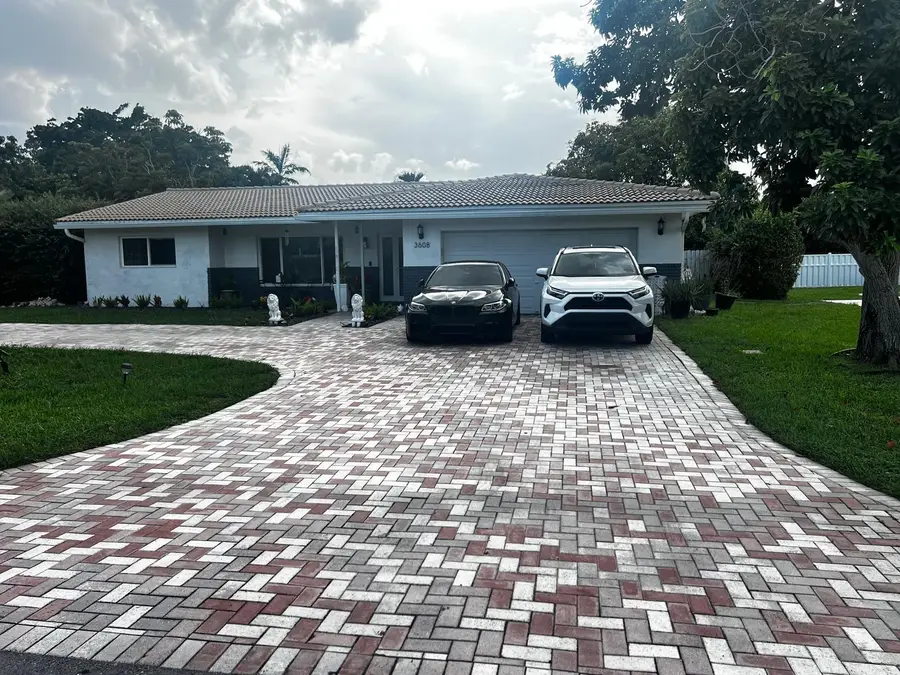 3608 NW 82nd Avenue, Coral Springs, FL 33065 - #2