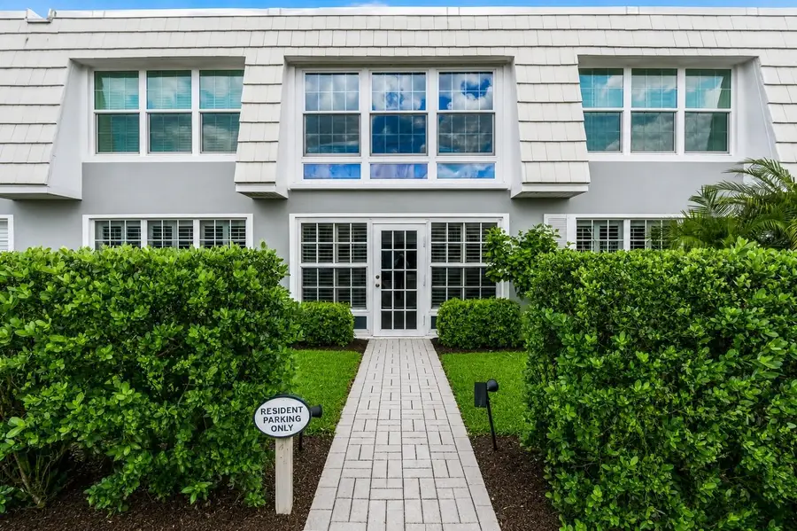 2741 Ocean Drive #31d, Vero Beach, FL 32963 - #3