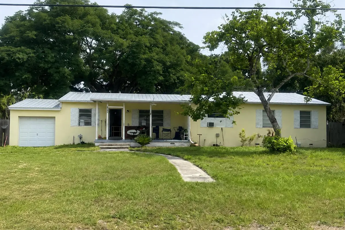 1054 Trinidad Avenue, Fort Pierce, FL 34982 - #1