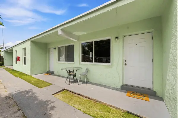 166 SW 3rd Street #A-d, Deerfield Beach, FL 33441