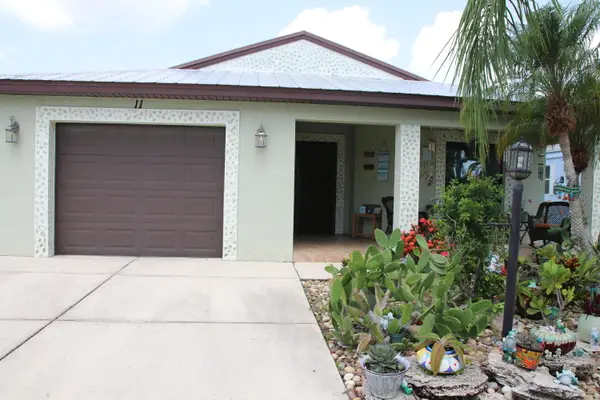 11 SE Flamenco Way, Port St Lucie, FL 34952