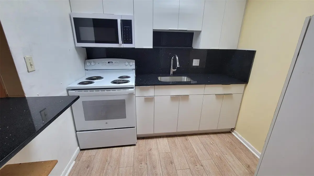 151 SW 135th Terrace #203t, Pembroke Pines, FL 33027 - #1