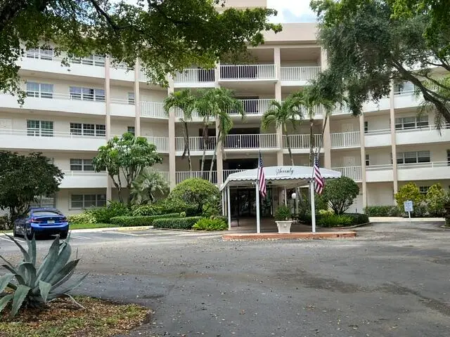 3800 Oaks Clubhouse Drive #112, Pompano Beach, FL 33069 - #1