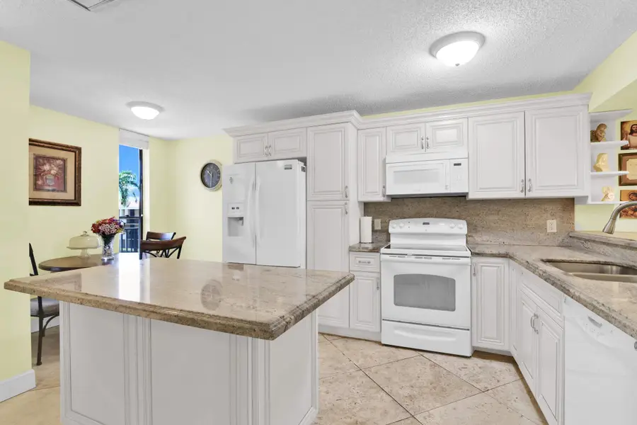 5734 Coral Lake Drive #310, Margate, FL 33063 - #3