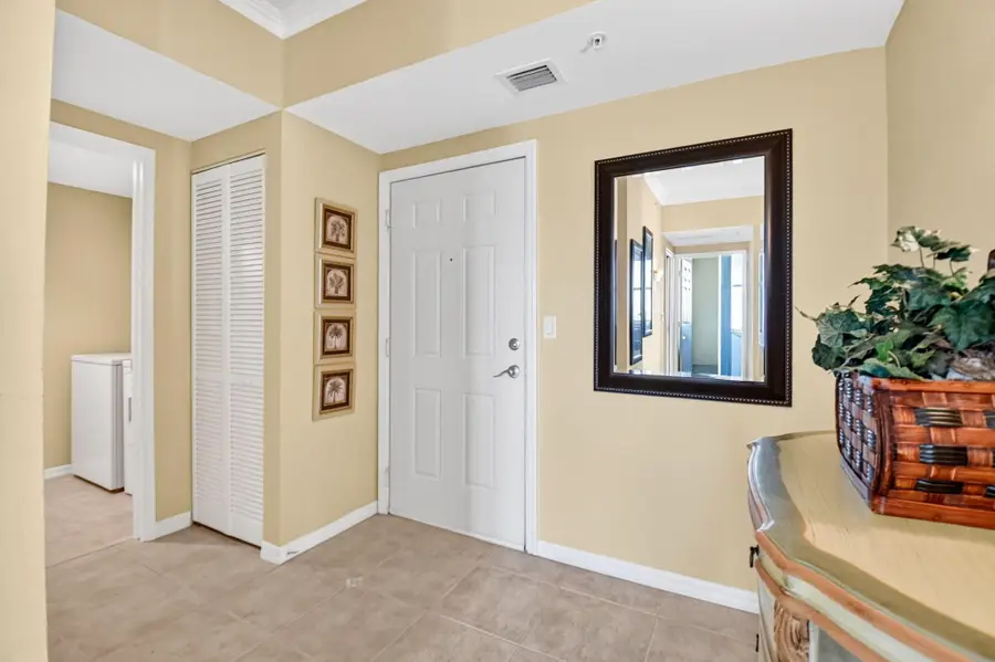 625 Casa Loma Boulevard #1002, Boynton Beach, FL 33435 - #3