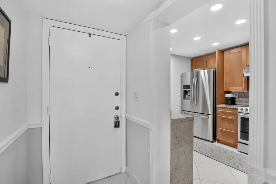 7500 NW 1st Court #302-3, Plantation, FL 33317 - #2