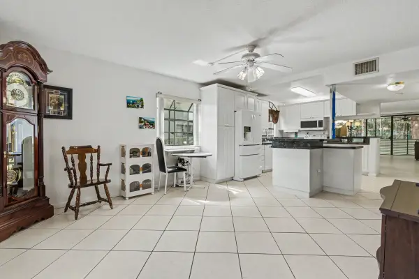 7515 NW 79th Avenue #109, Tamarac, FL 33321