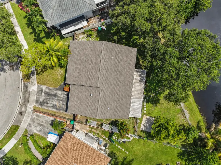 3930 NW 79th Way, Davie, FL 33024 - #3