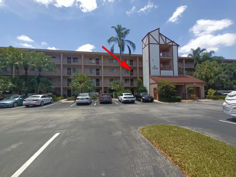 7320 Amberly Lane #305, Delray Beach, FL 33446 - #2
