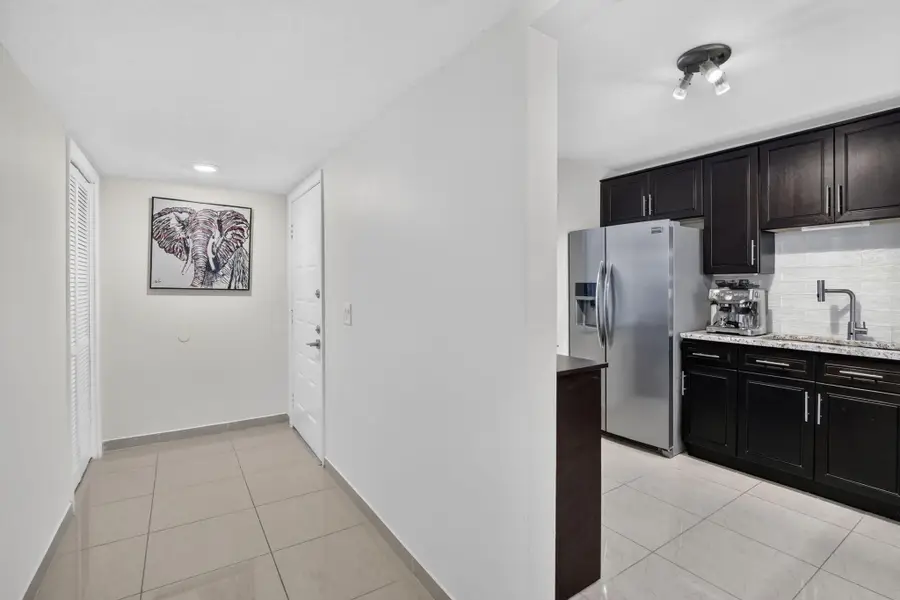 410 Lakeview Drive #103, Weston, FL 33326 - #2