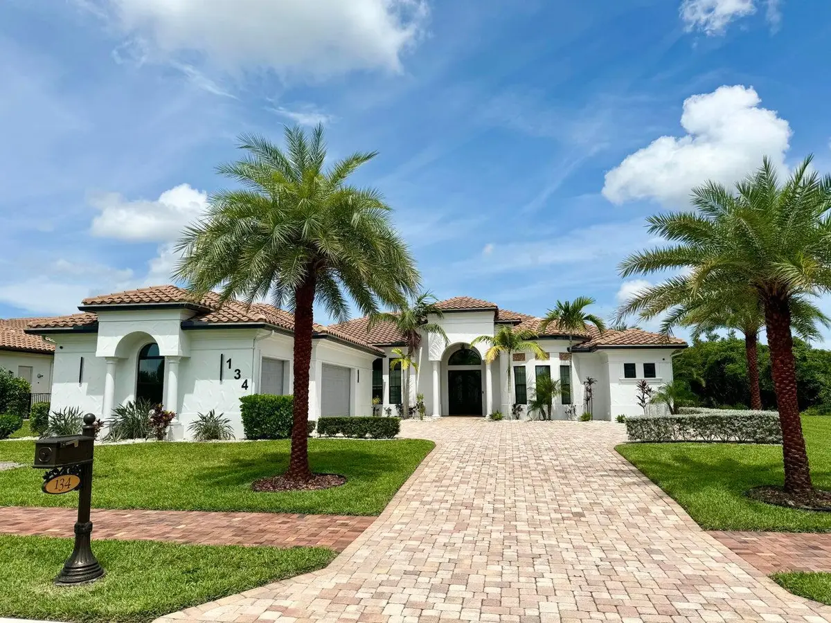 134 SE Fiore Bello, Port Saint Lucie, FL 34952 - #1