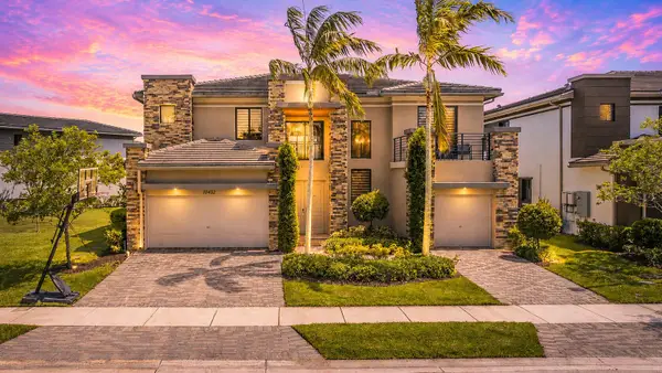 10432 N Lago Vista Circle, Parkland, FL 33076