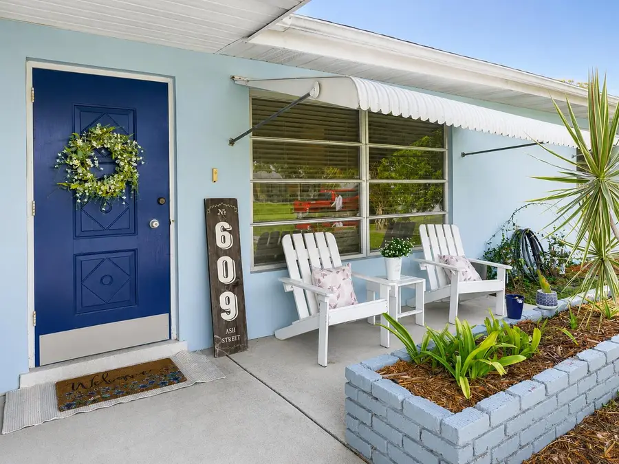 609 Ash Street, Port Saint Lucie, FL 34952 - #3