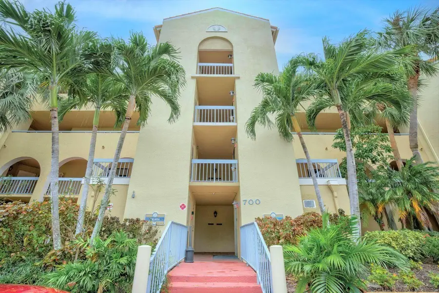 700 Uno Lago Drive #403, Juno Beach, FL 33408 - #2