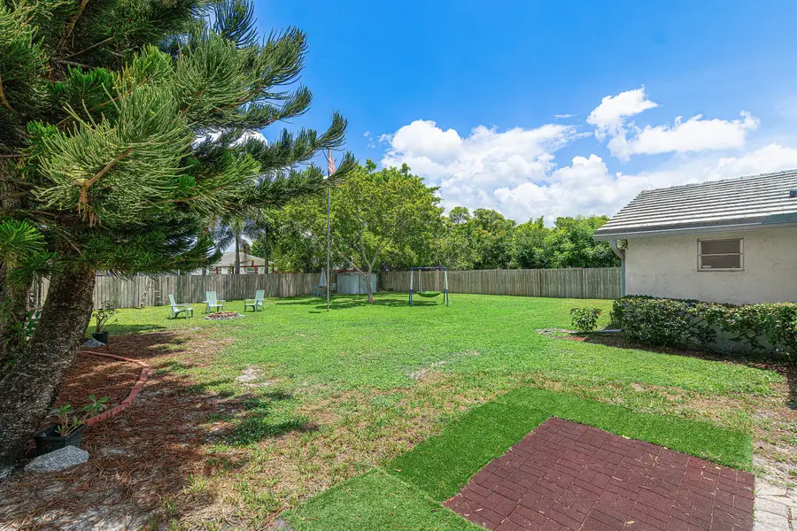 348 Sandpiper Avenue, Royal Palm Beach, FL 33411 - #3