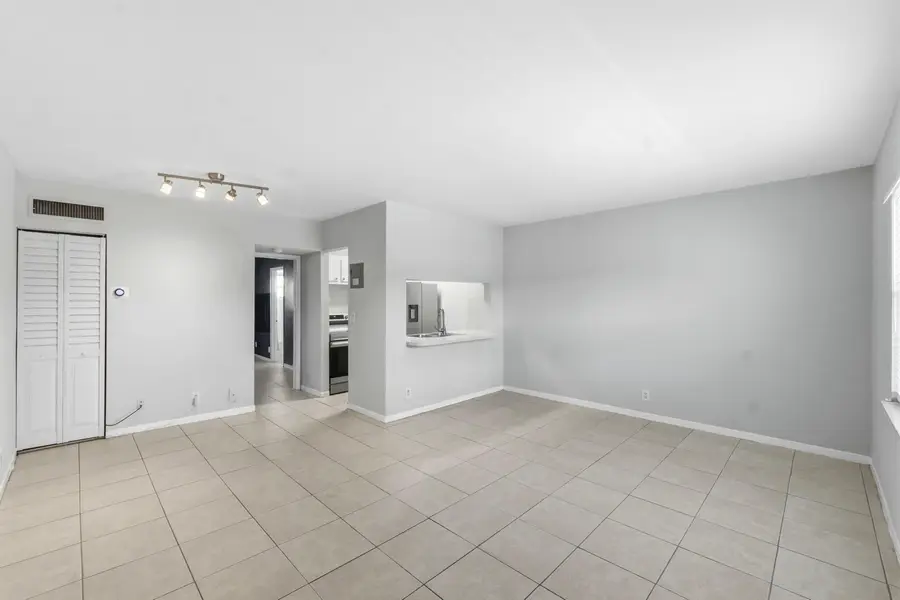 1470 N Dixie Highway #43, Fort Lauderdale, FL 33304 - #3