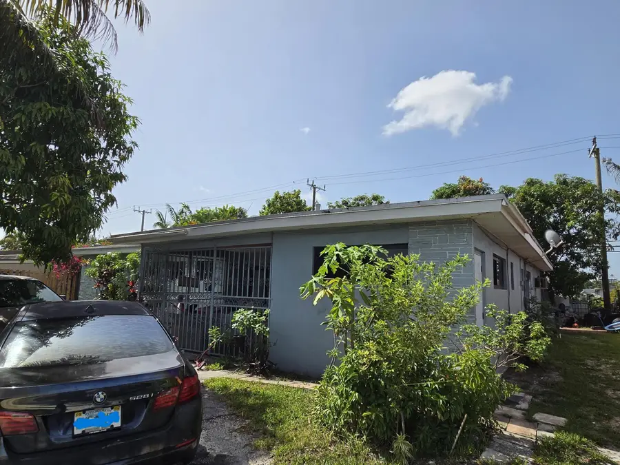 660 NE 181st Street, Miami, FL 33162 - #2