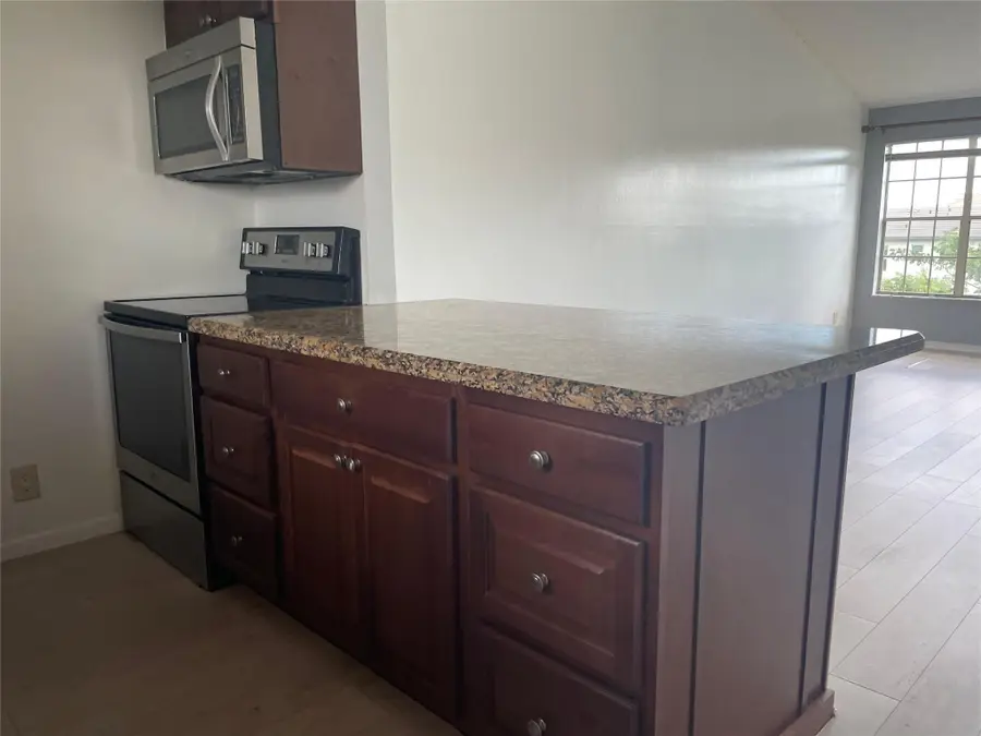 6324 La Costa Drive #K, Boca Raton, FL 33433 - #2