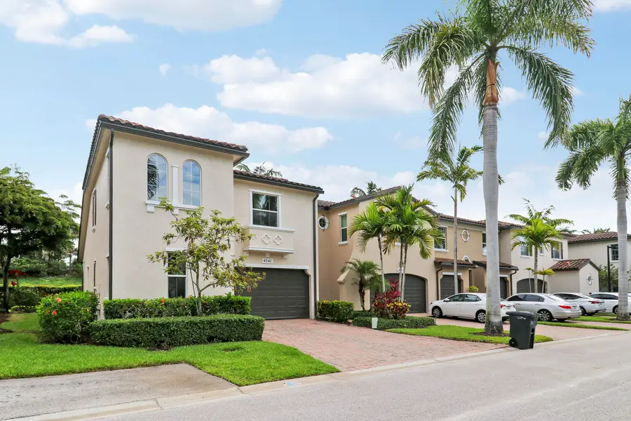 4541 Mediterranean Circle, Palm Beach Gardens, FL 33418 - #2