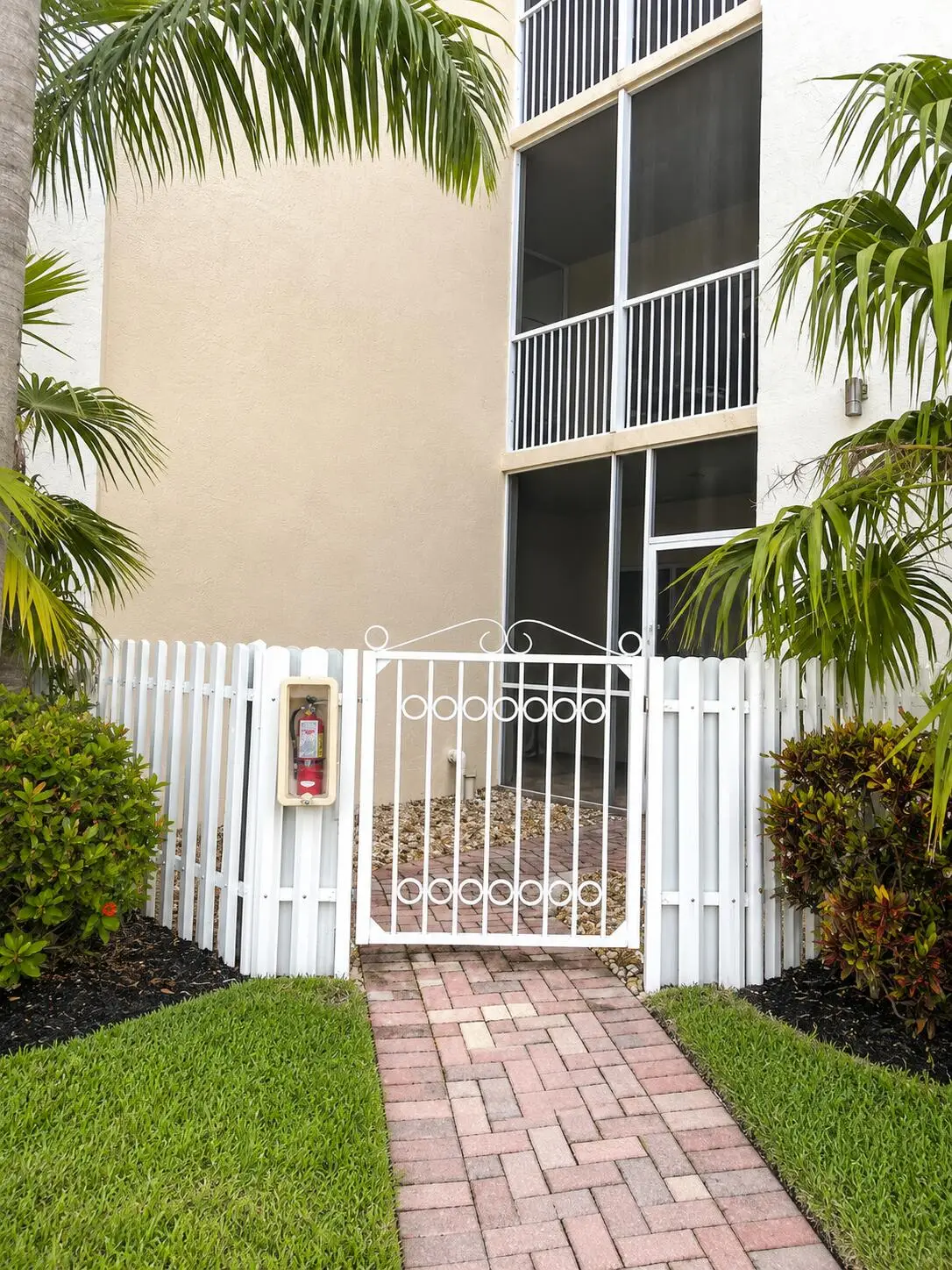 7775 Yardley Drive #115, Tamarac, FL 33321 - #1