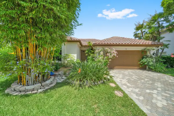 718 NW 177th Avenue, Pembroke Pines, FL 33029