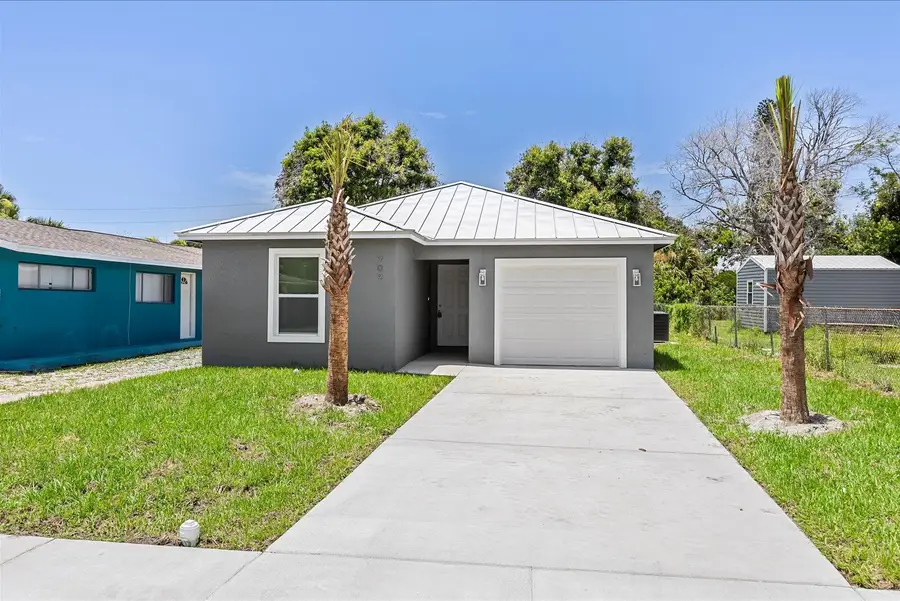 909 20th N, Fort Pierce, FL 34950 - #2