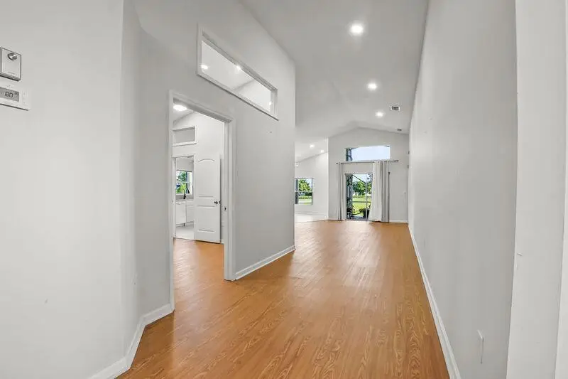 5025 Robino Circle, West Palm Beach, FL 33417 - #3