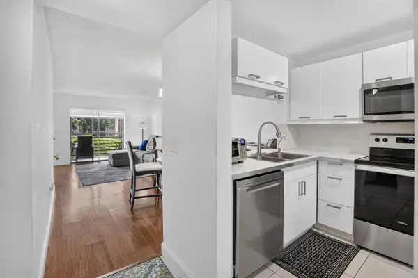 2793 NW 104th Avenue #203, Sunrise, FL 33322
