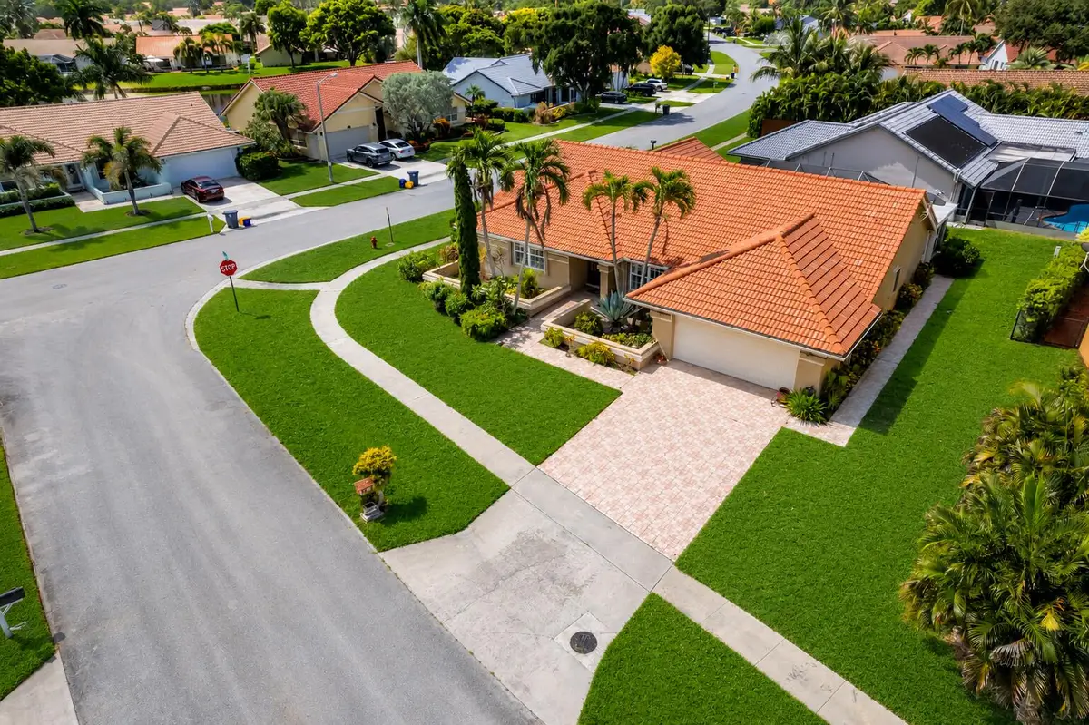 6083 Sunberry Circle, Boynton Beach, FL 33437 - #1