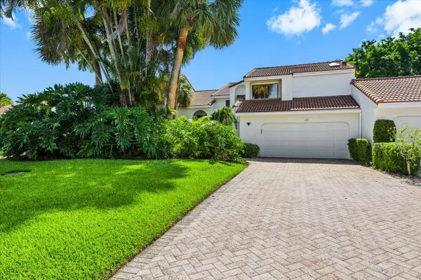 7338 Woodmont Court, Boca Raton, FL 33434