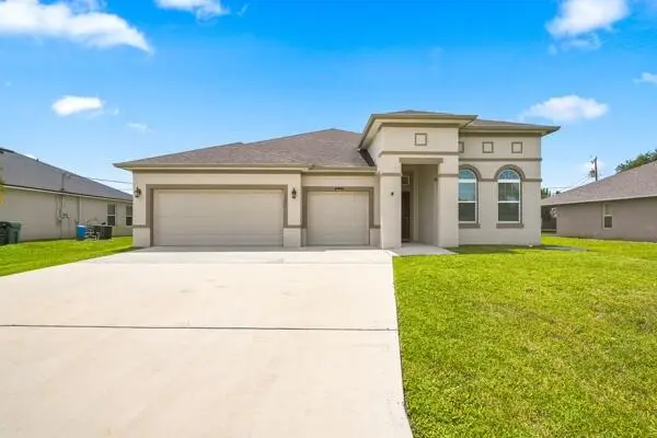 1957 SW Logan Street, Port Saint Lucie, FL 34953 - #2