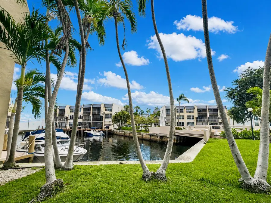 777 S Federal Highway #D302, Pompano Beach, FL 33062 - #3