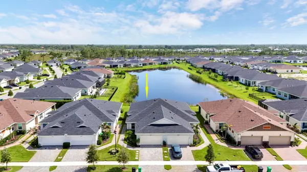 1960 SE Crosswood Way, Port St Lucie, FL 34984