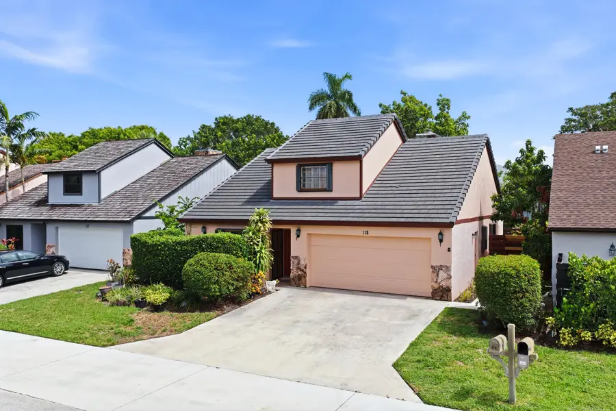 118 Beaumont Lane, Palm Beach Gardens, FL 33410 - #2