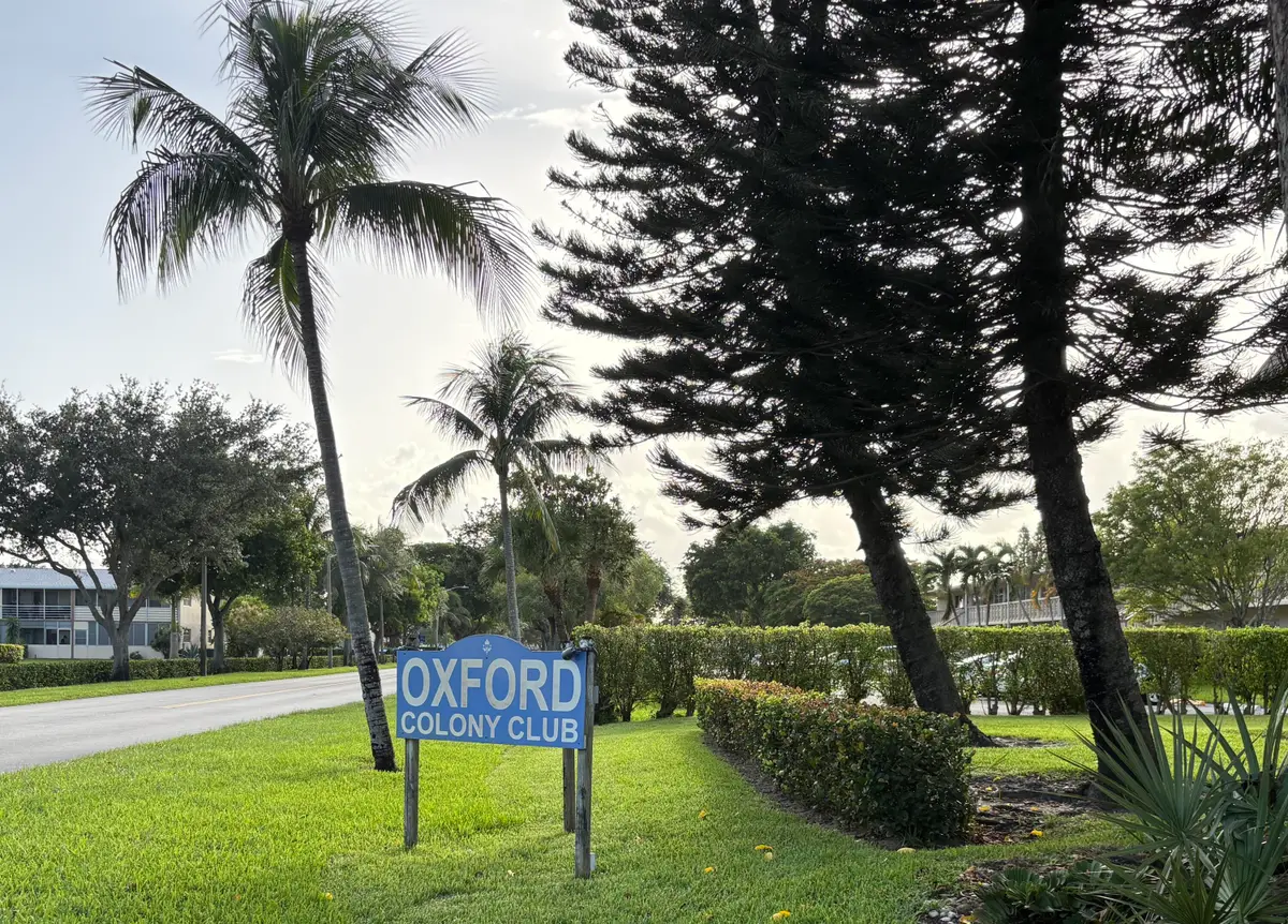209 Oxford 200, West Palm Beach, FL 33417 - #1
