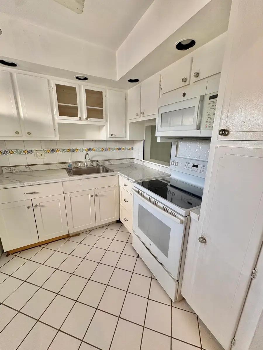 209 Oxford 200, West Palm Beach, FL 33417 - #3