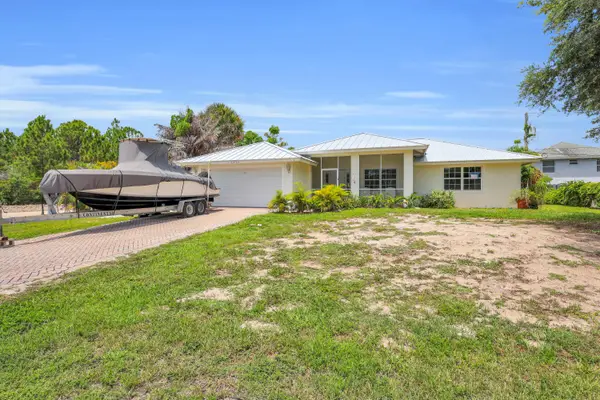 1295 12th Avenue Sw, Vero Beach, FL 32962