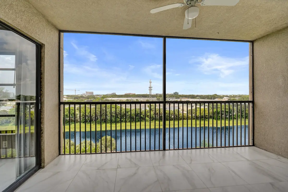 2200 S Cypress Bend Drive #707, Pompano Beach, FL 33069 - #1