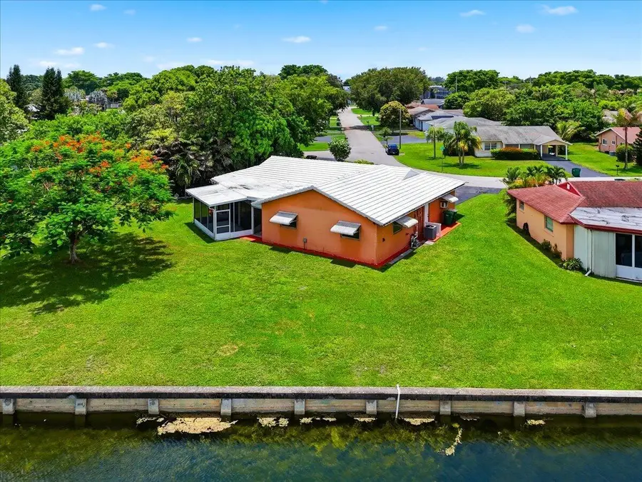9401 NW 70 Place, Tamarac, FL 33321 - #3