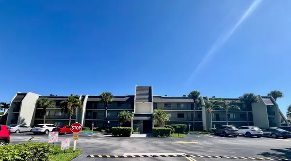 4090 Tivoli Court #301, Lake Worth, FL 33467