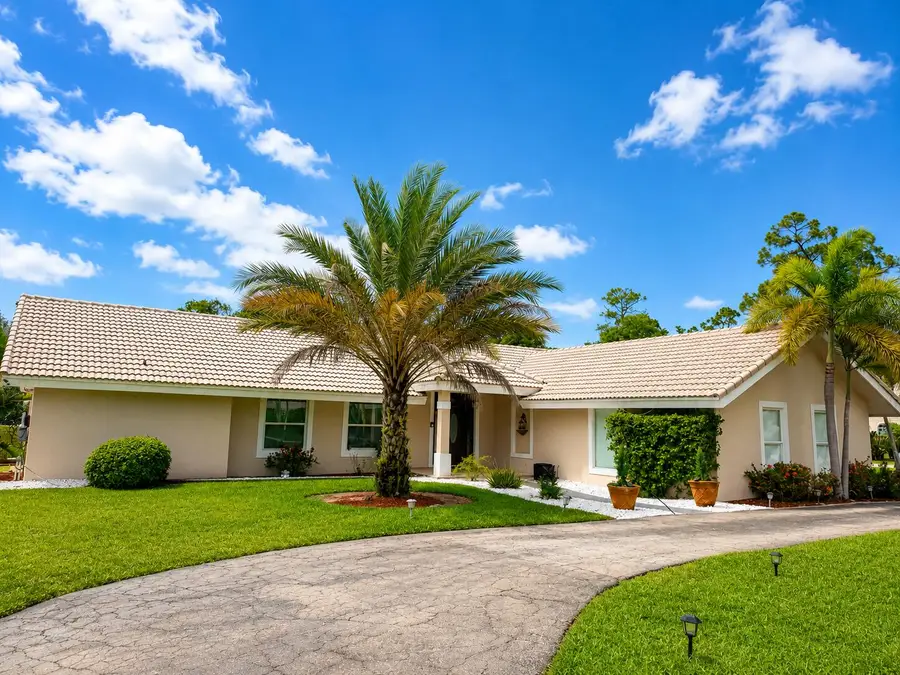 167 Forester Court, Wellington, FL 33414 - #2