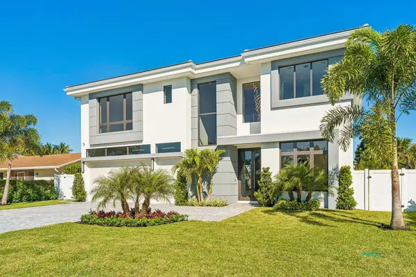 261 NW 8th Street, Boca Raton, FL 33432