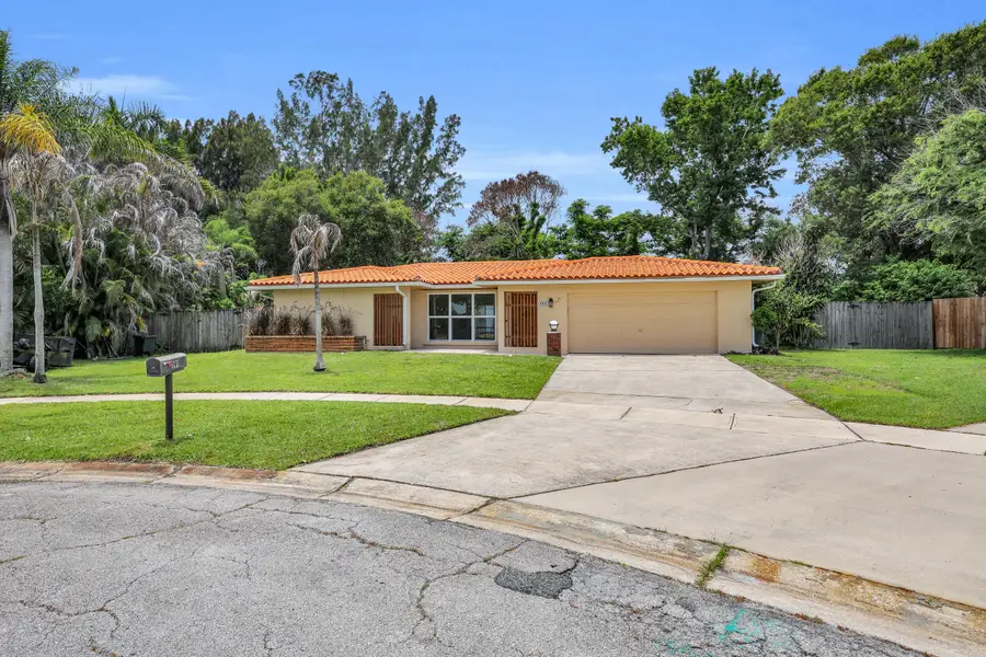 191 SW Ivanhoe Court, Port Saint Lucie, FL 34983 - #2