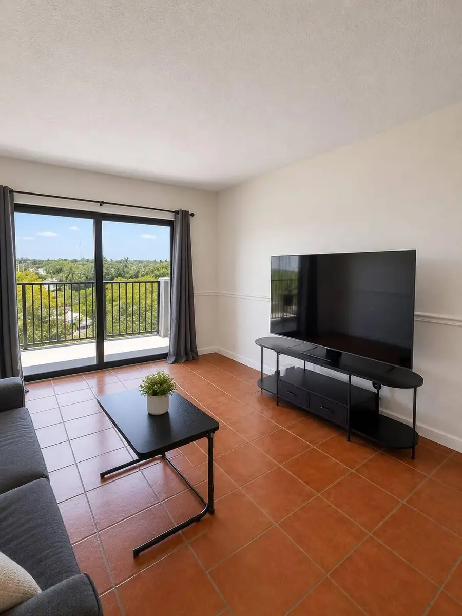 900 River Reach Drive #510, Fort Lauderdale, FL 33315 - #3