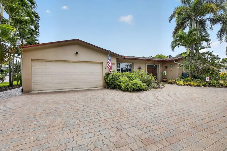 1851 NW 106th Avenue, Pembroke Pines, FL 33026 - #3