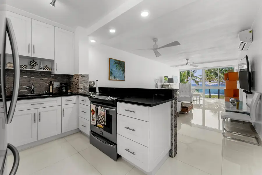 1041 Hillsboro Mile #5, Hillsboro Beach, FL 33062 - #3