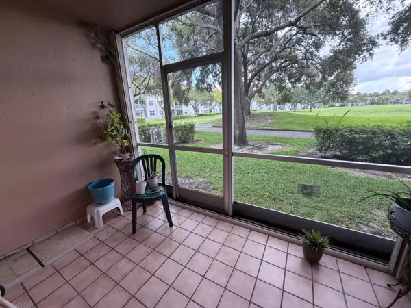 1300 SW 125th Avenue #103k, Pembroke Pines, FL 33027